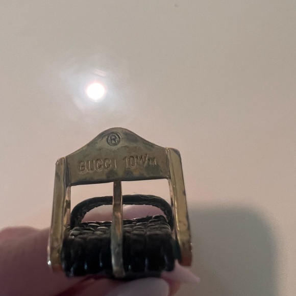 GUCCI * 4500L Quartz Watch - Picture 6 of 9